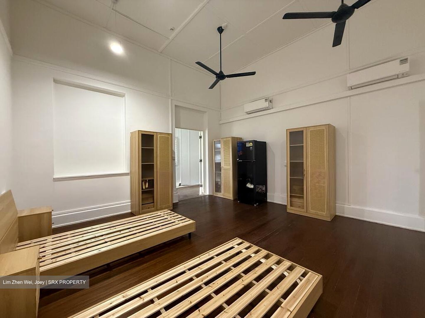 Admiralty Road East (D27), Detached #523124501